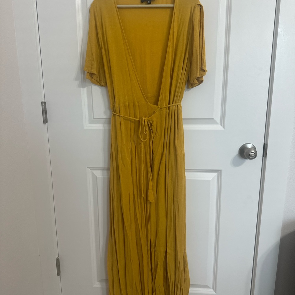 Lulu's Mustard Yellow V-Neck Maxi Dress